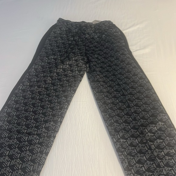 Brand new men’s small relaxed fit sweat pant - Picture 4 of 8